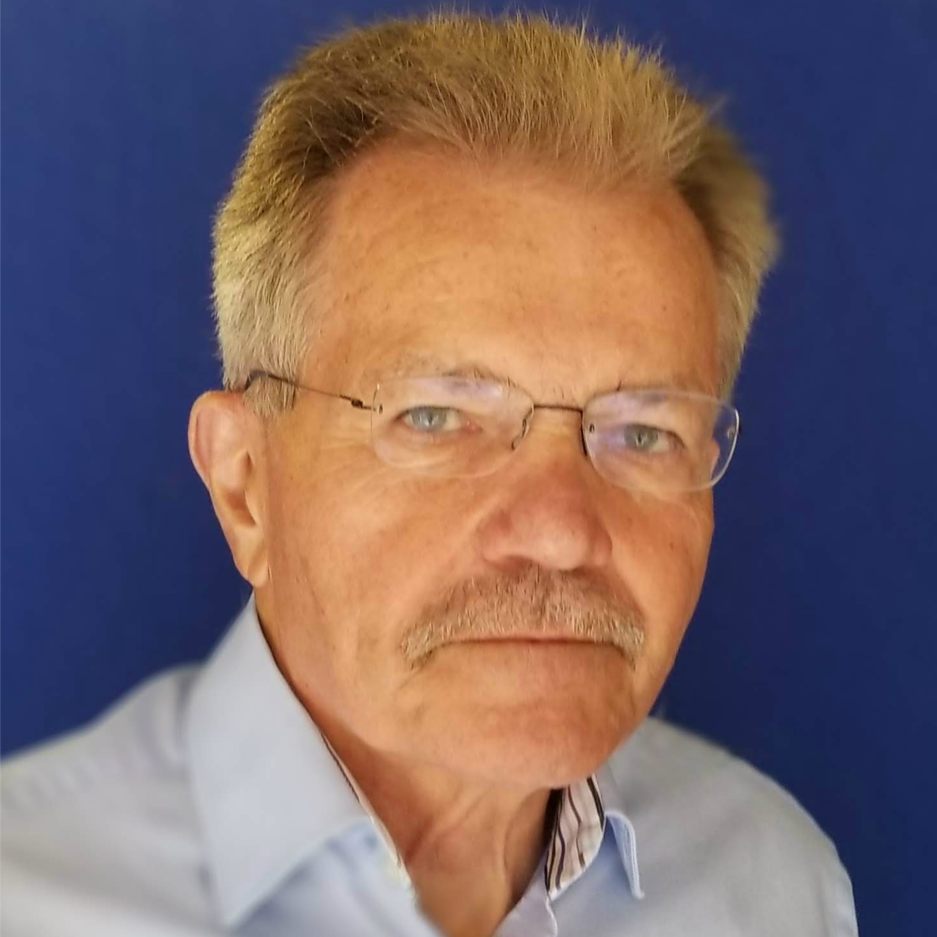 Headshot of Mark Zill