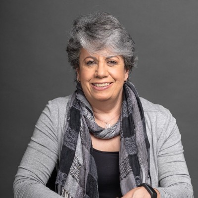 Headshot of Marilu Lopez