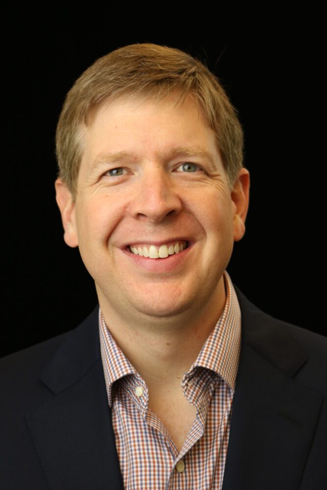 Headshot of Peter Williams