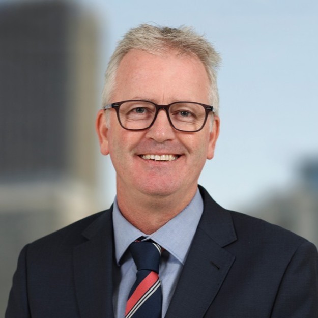 Headshot of Simon Crisp