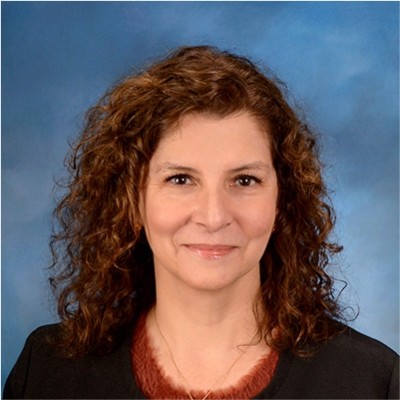 Headshot of Deanie Peebles