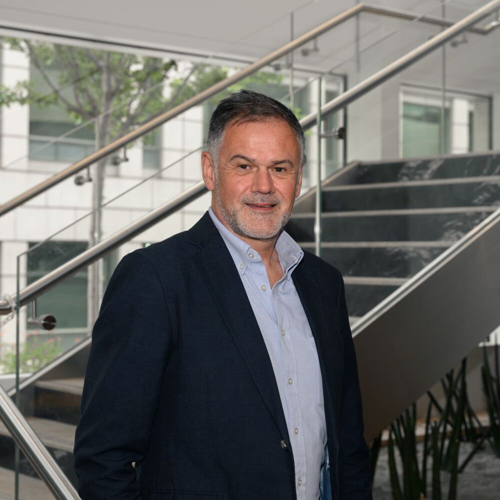 Headshot of Stephen Davis