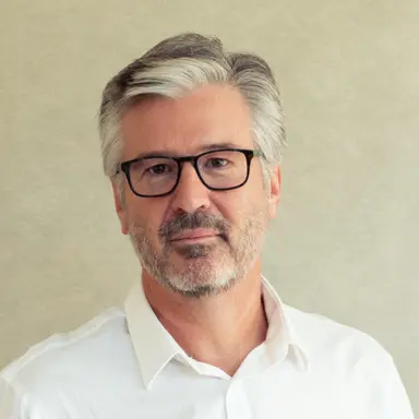 Headshot of Pieter van Schalkwyk